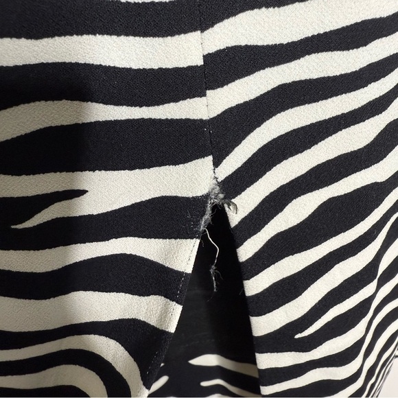 MICHAEL KORS COLLECTION Zebra Print Sheath Dress Size 8 - Picture 3 of 9